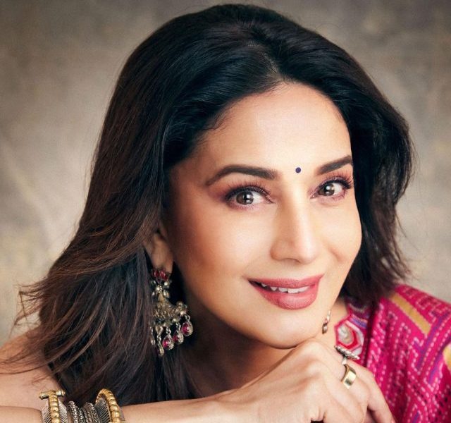 The perfect beauty of the Dhak Dhak girl; Madhuri Dixi