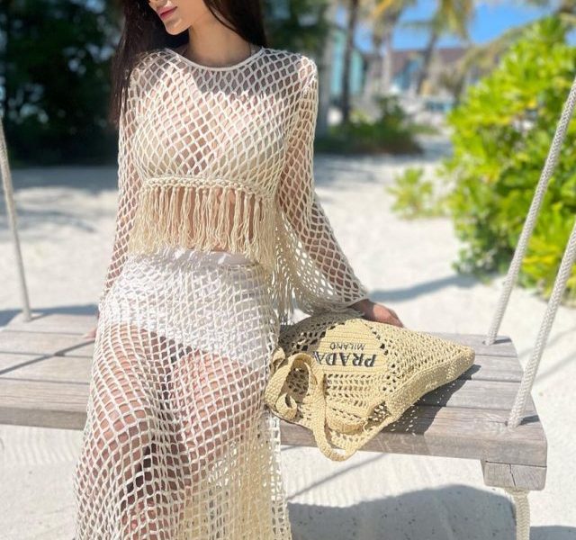Stunning Bengali beauty: Mouni Roy
