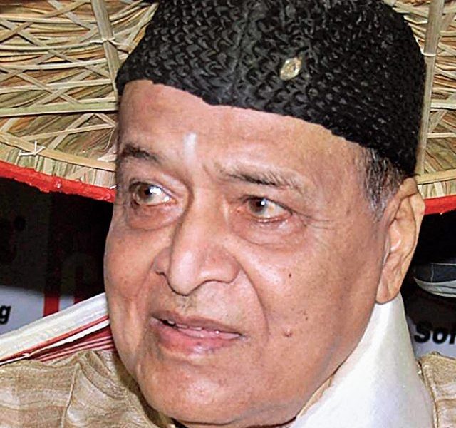 10 Lesser known fact of  legendary singer Bhupen Hazarika on his birth anniversary