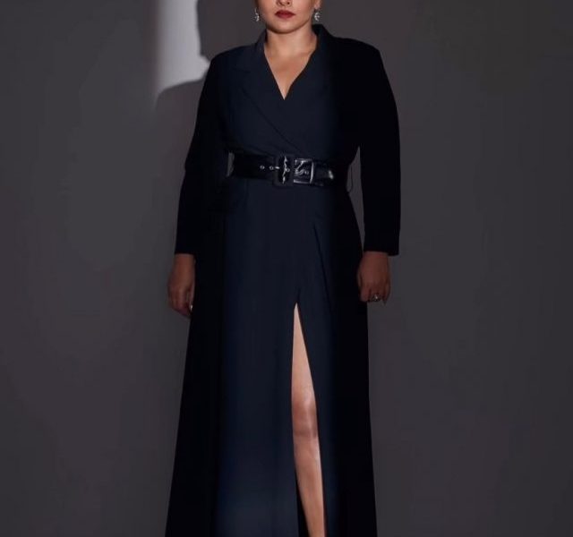 Vidya Balan raises temp in high slit dress