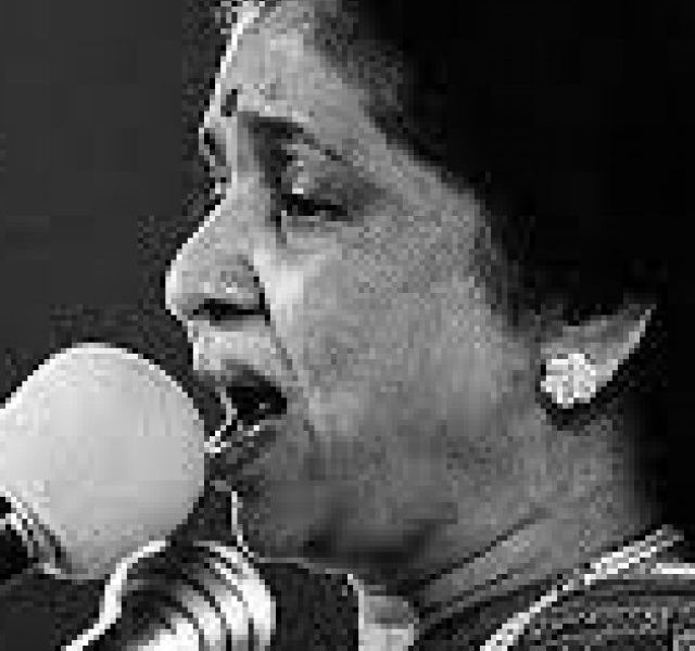 Asha Bhosle Birthday: Unseen pictures of the legendary singer
