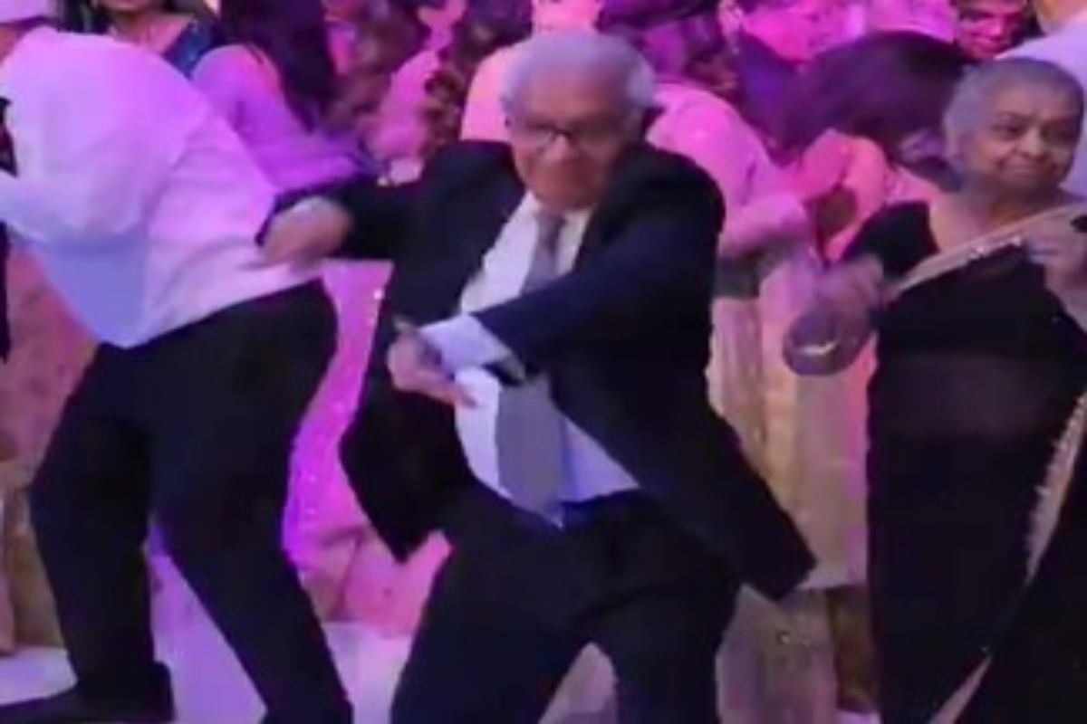 Best video on the internet today, an 82-year-old man’s peppy dance to Badshah’s “Abhi Toh Party”: Viral Video
