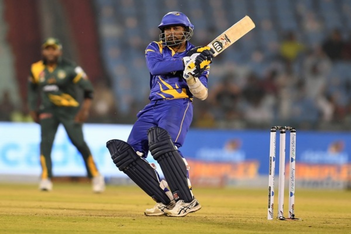Dilshan in Road Safety World Series
