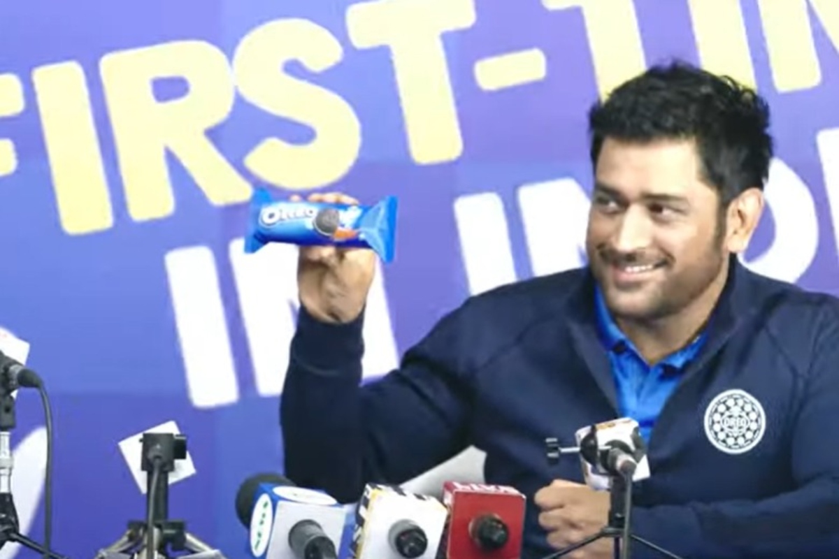 MS Dhoni introduces Oreo for the first-time in India again!