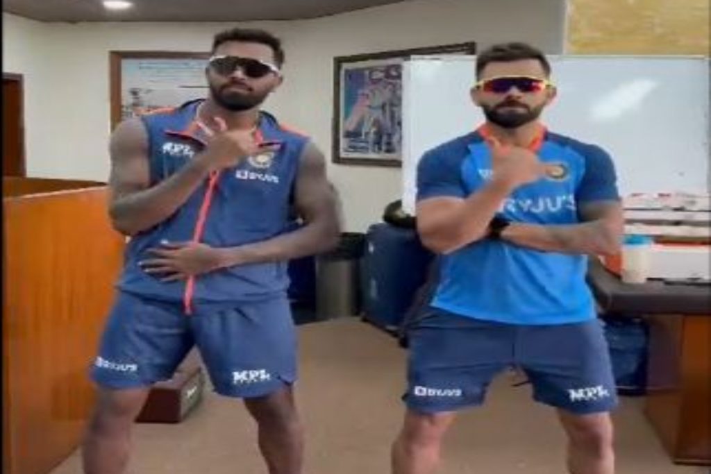 pandya and kohli dance