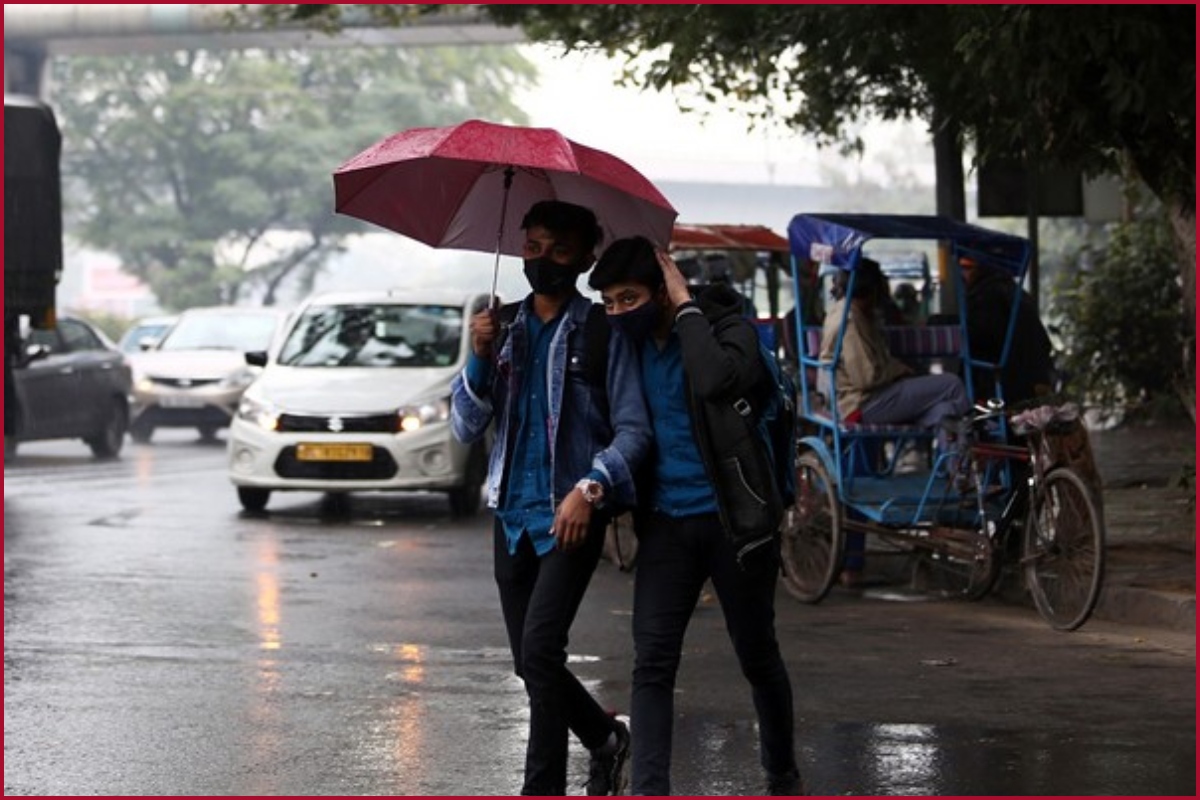 Untimely rains in Delhi-NCR; residents rejoice pleasant weather, share PICS/VIDEOS