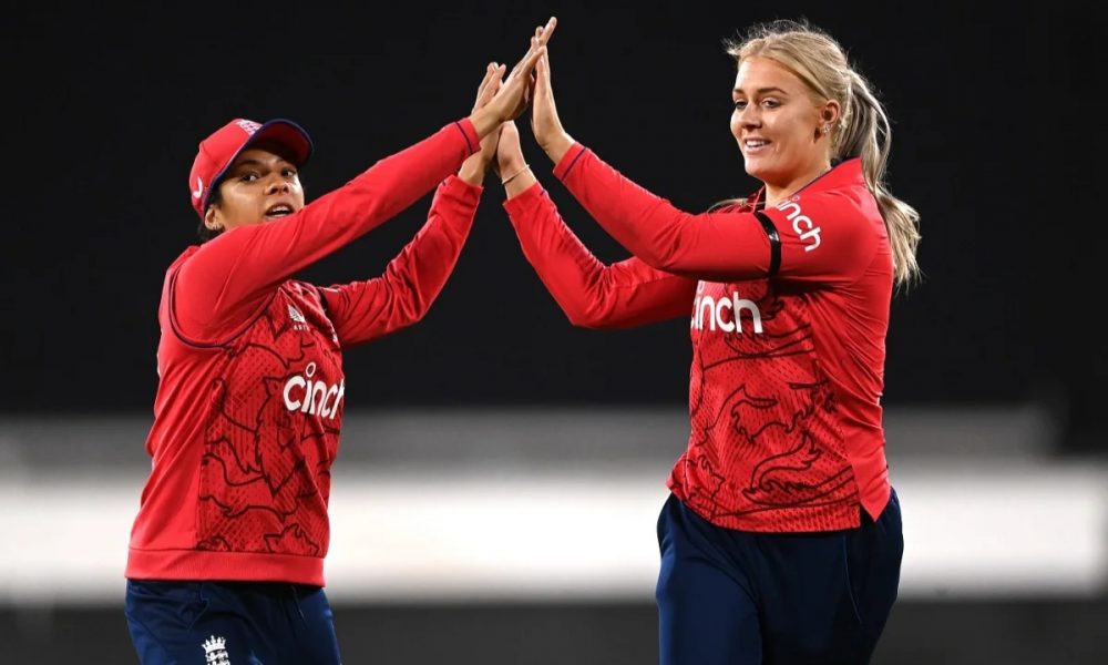 IND-W vs ENG-W 1st T20I: India lost to wet conditions after Sarah Glenn picked four