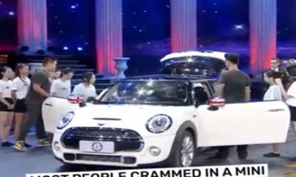 With 29 people inside, a Mini Cooper sets a Guinness World Record: Watch video