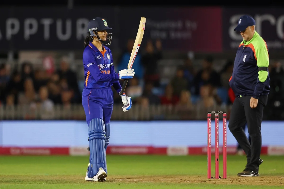 IND-W v ENG-W 2nd T20I: Smriti Mandhana smashes 79* off 53 as India levels series at 1-1