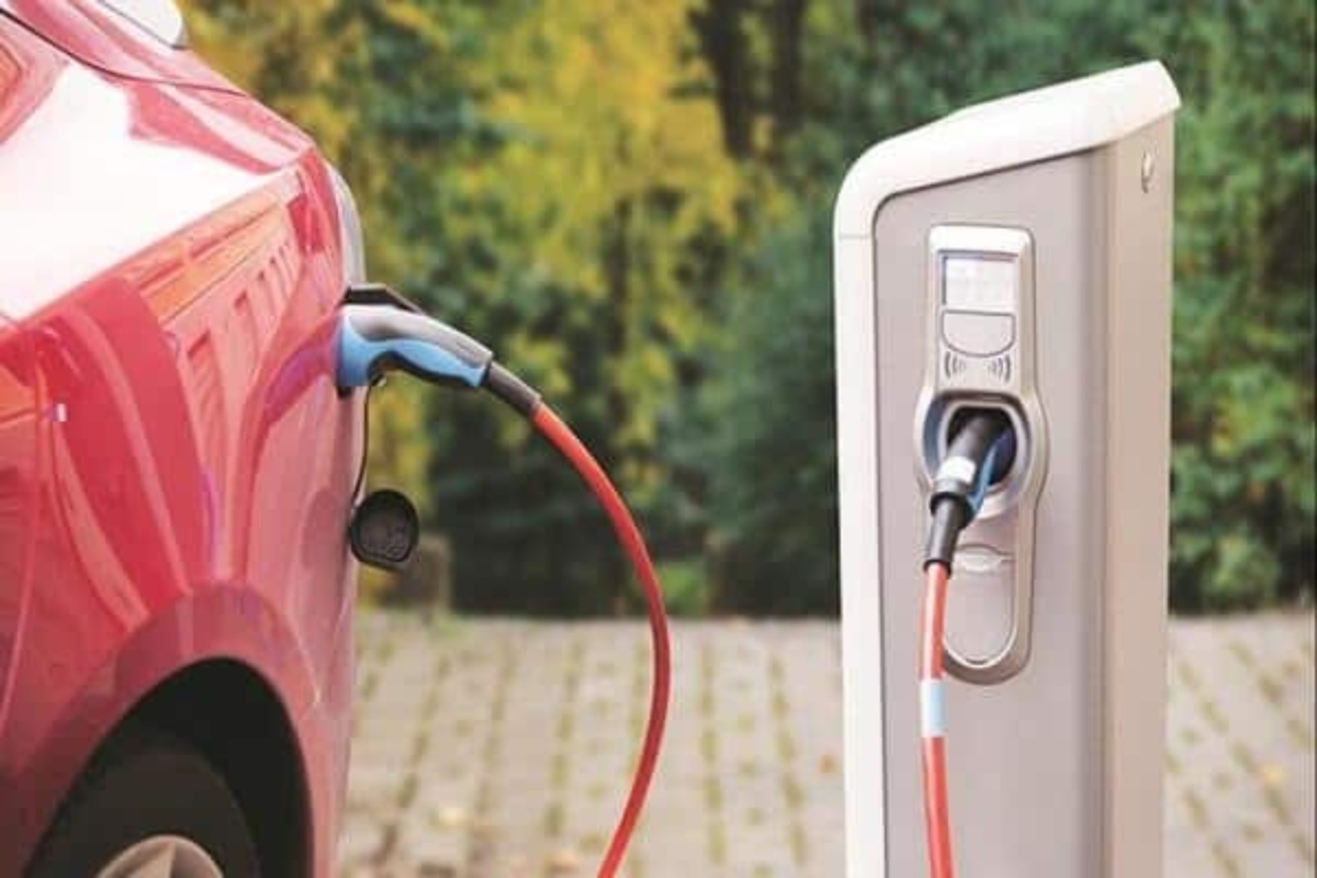 UP Govt announces New Electric Vehicle Policy-2022 to attract investments & promote faster EV adoption in state