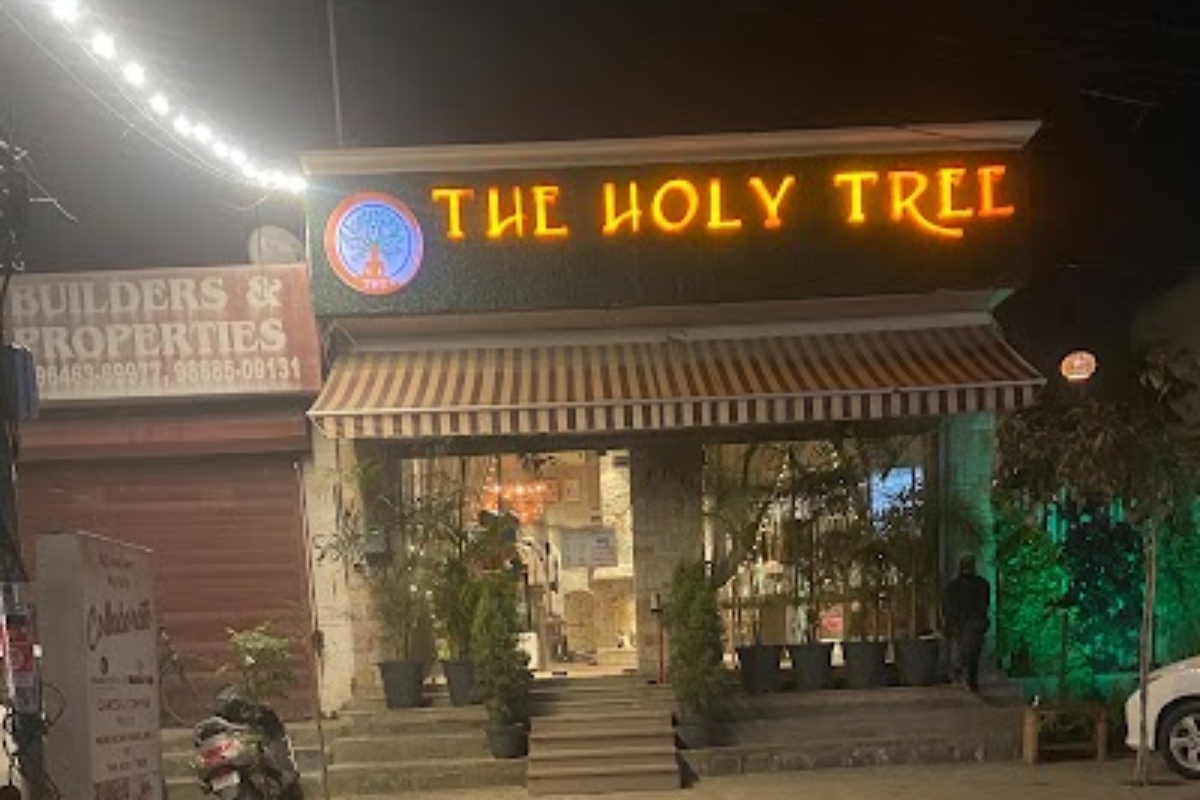 The Holy Tree, Ludhiana