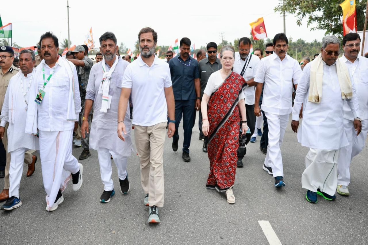 Sonia Gandhi joins Congress’ ‘Bharat Jodo Yatra’ in Karnataka’s Mandya