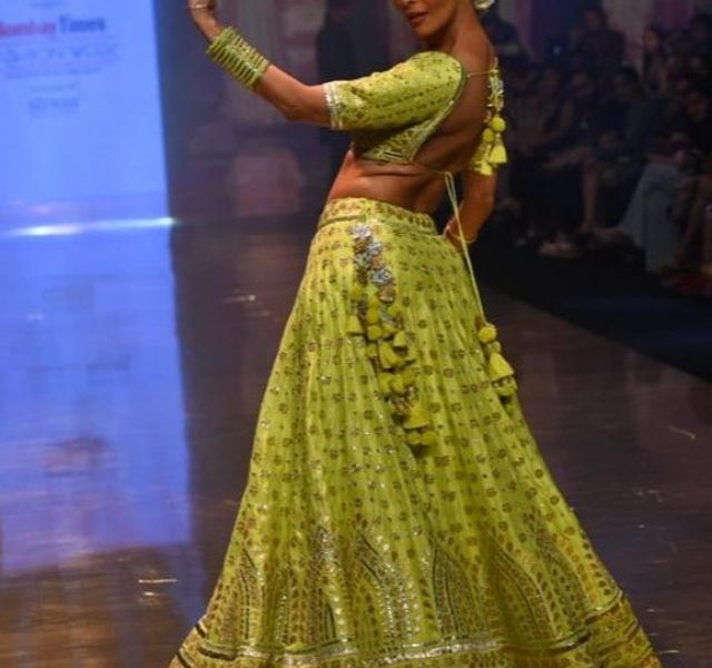 Maliaka Arora dazzles in  lime green ethnic ensemble for Gopi Vaid at BTFW 2022