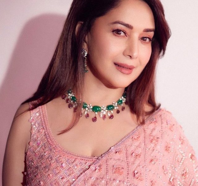 Dhak Dhak girl’s beauty: Madhuri Dixit