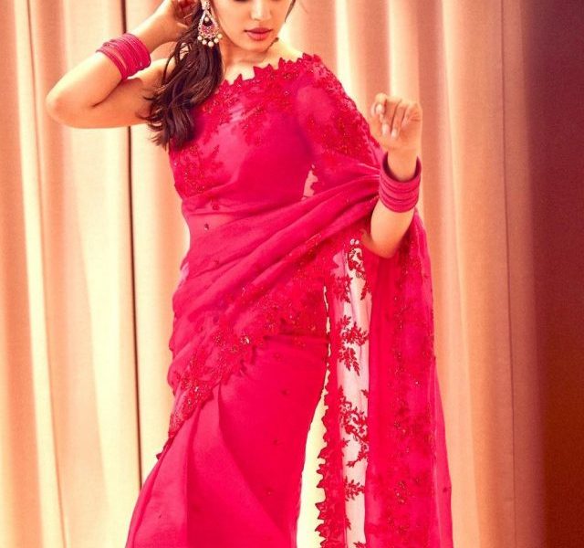 Telegu queen Krithi Shetty steals the show in pink dainty saree