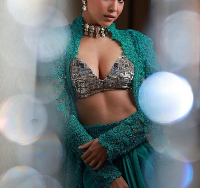 Be festively ready: Sharvari Wagh