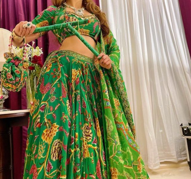Urvashi Rautela is still not over the navratri fever