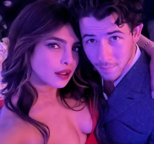 Some cute photodums: Priyanka and Nick Jonas