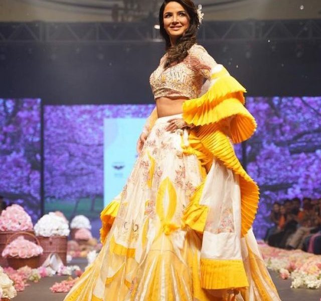 Jasmin Bhasin’s shows yellow lehenga is perfect pick for Diwali