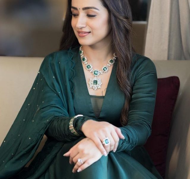 Setting traditional fashion goal’s: Trisha Krishnan