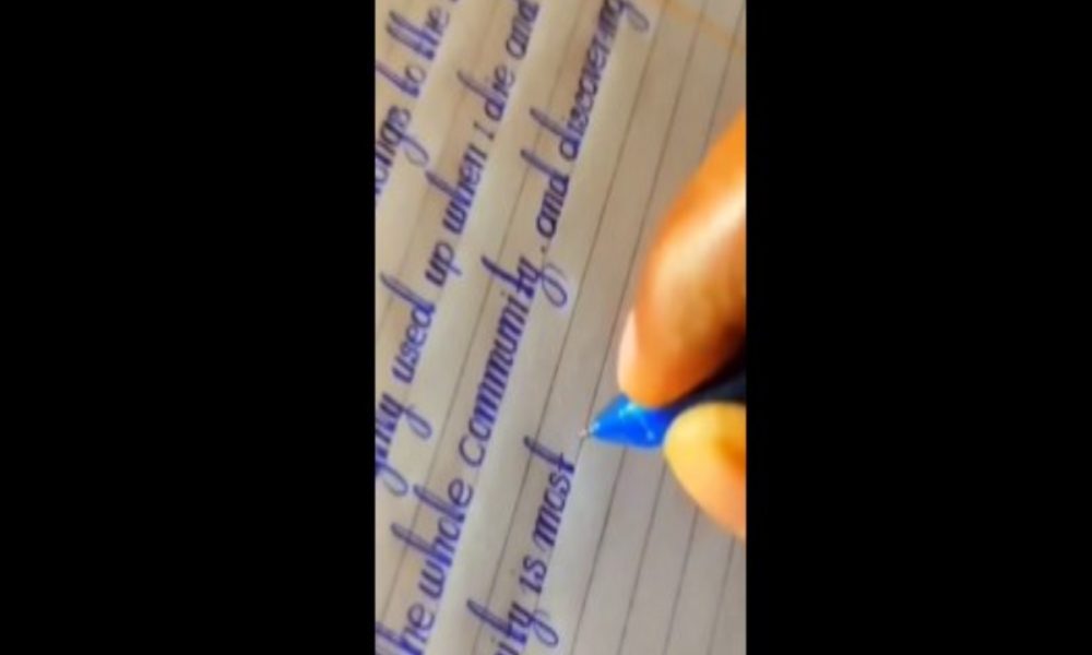 Watch: Netizens in shock after seeing this calligraphic handwriting
