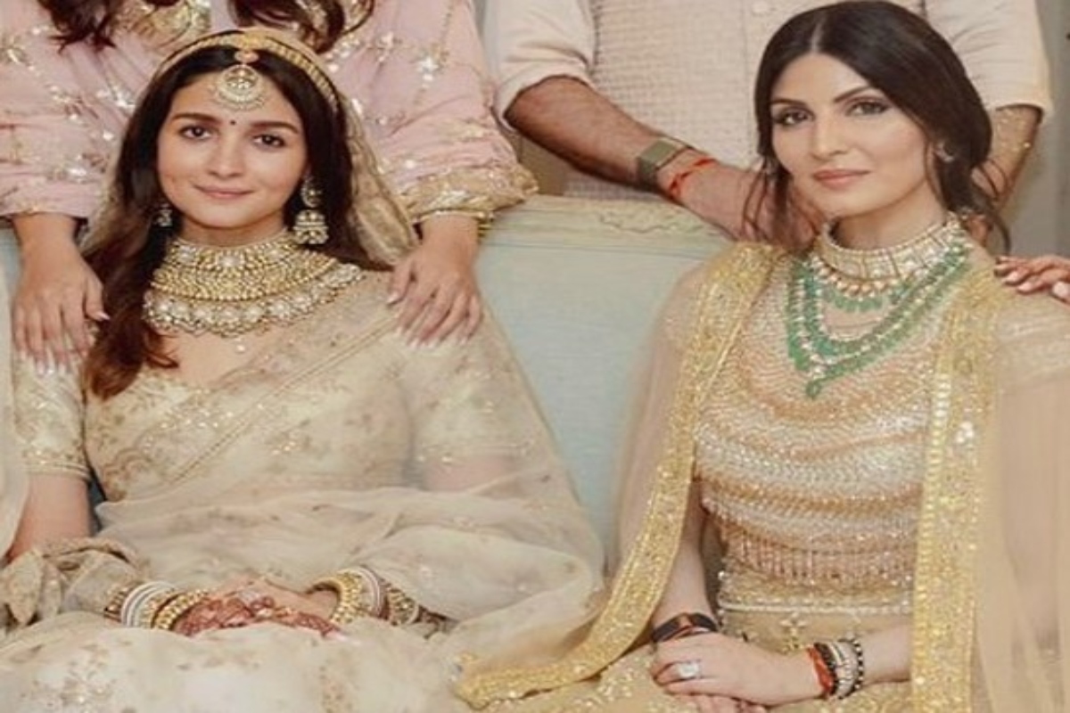 Here is how Neetu Kapoor greeted Karwa Chauth by wishing her daughter-in-law and daughter