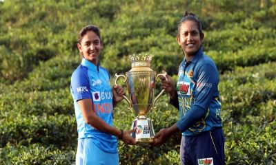 harmanpreet and chamari athapaththu