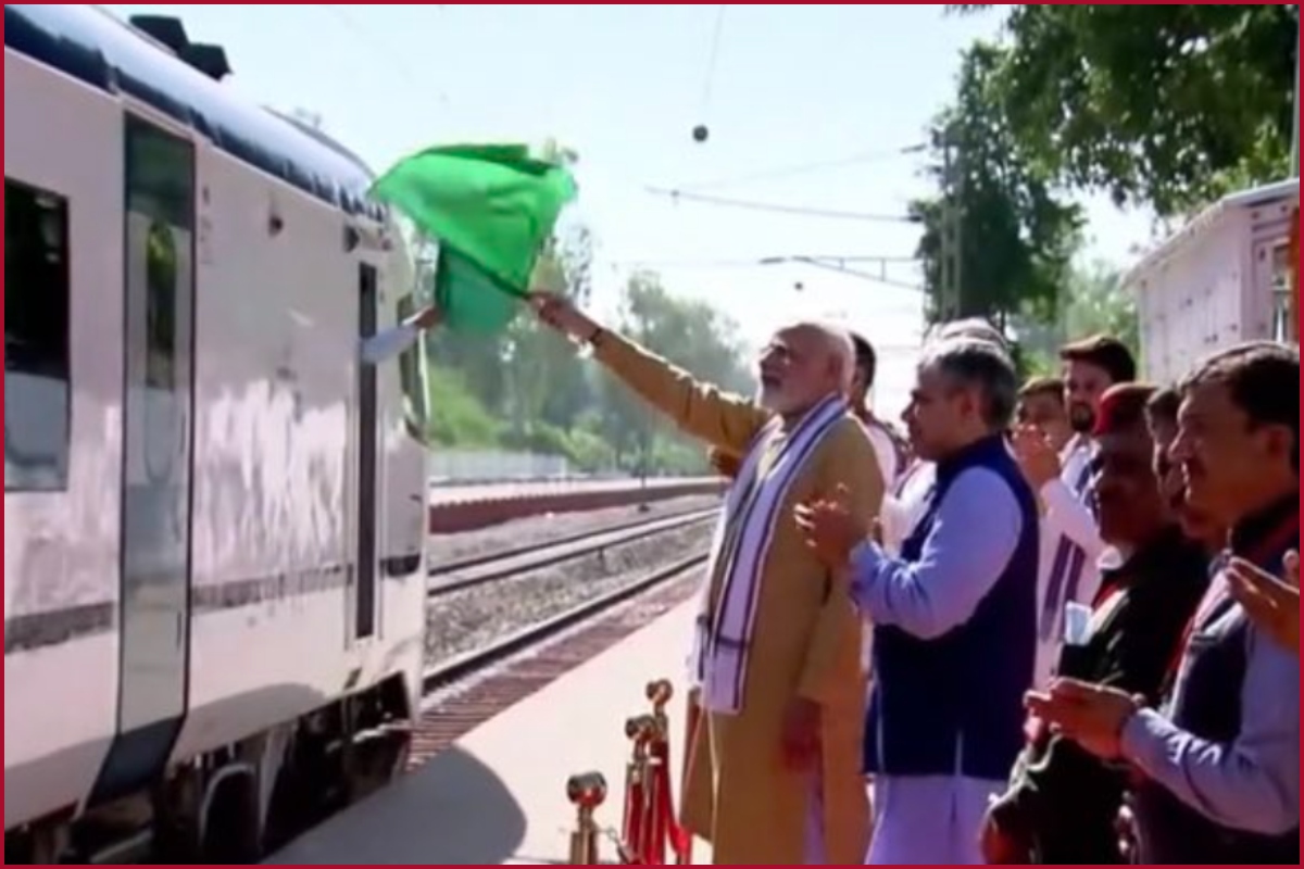 PM Modi flags off new Vande Bharat Express from Una 
