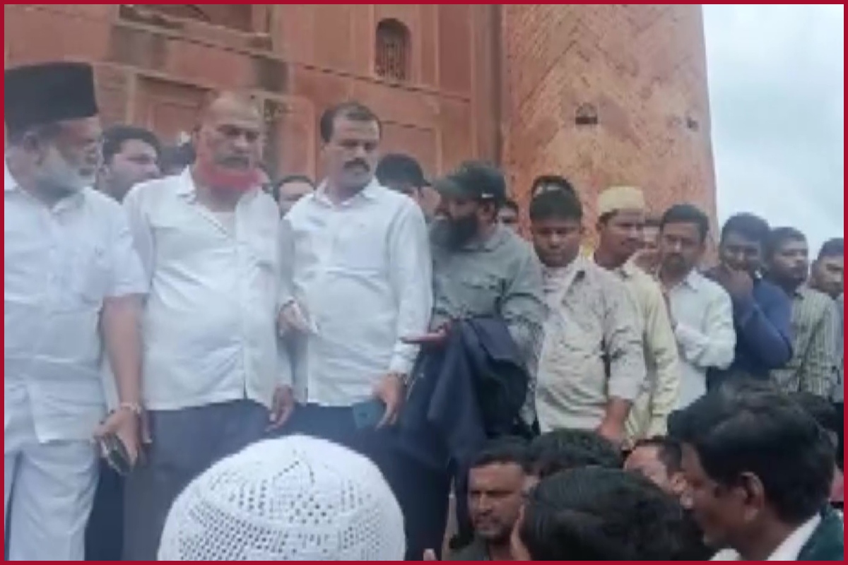 Karnataka: 9 booked for performing  puja during Dasara festivities in Mahmud Gawan madrasa; Muslim community protest