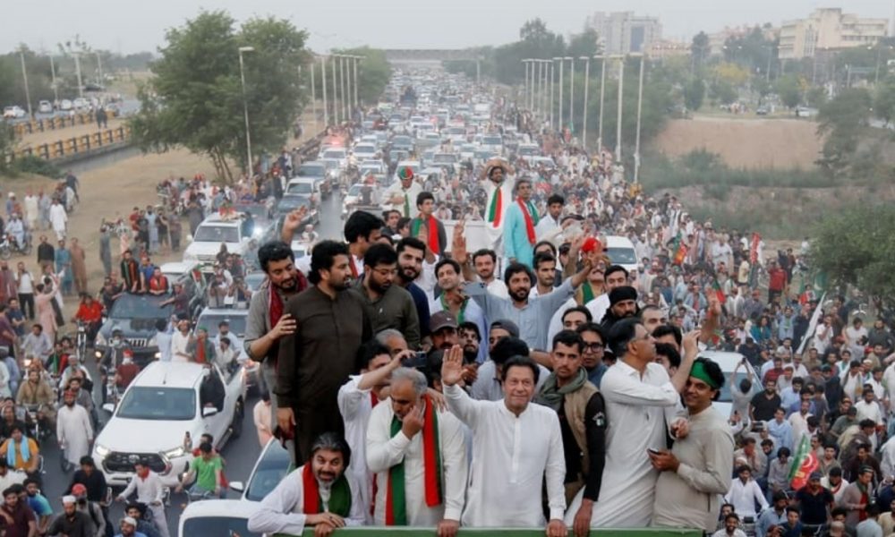 Imran Khan’s PTI starts long march today to demand early elections