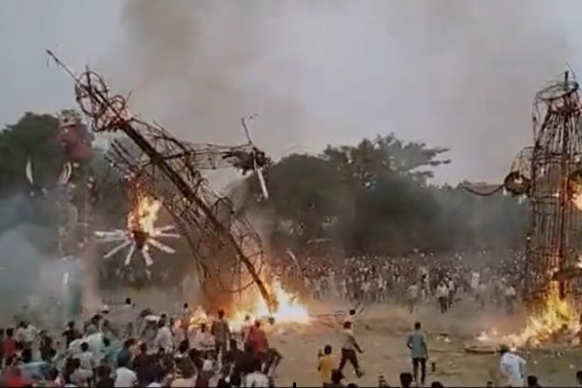 Video: Burning effigy of Ravana collapses on spectators, several injured