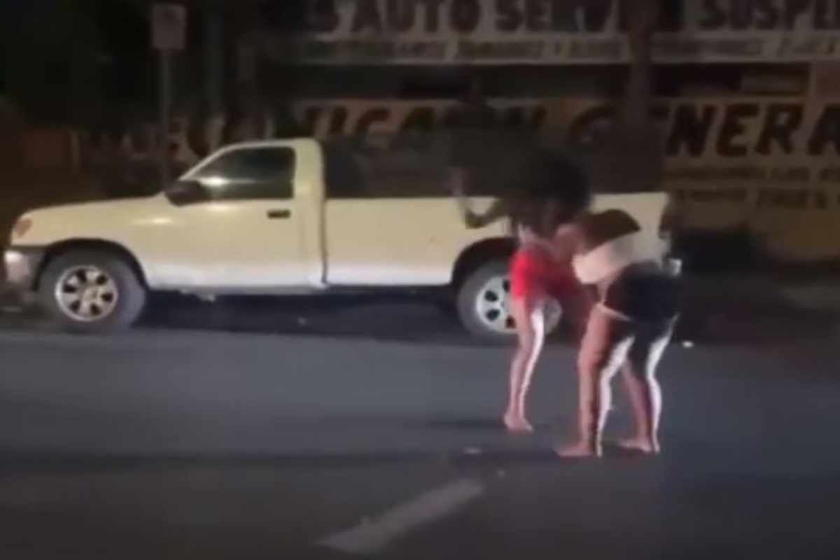 Video of two women fighting on the street has gone viral: Watch here