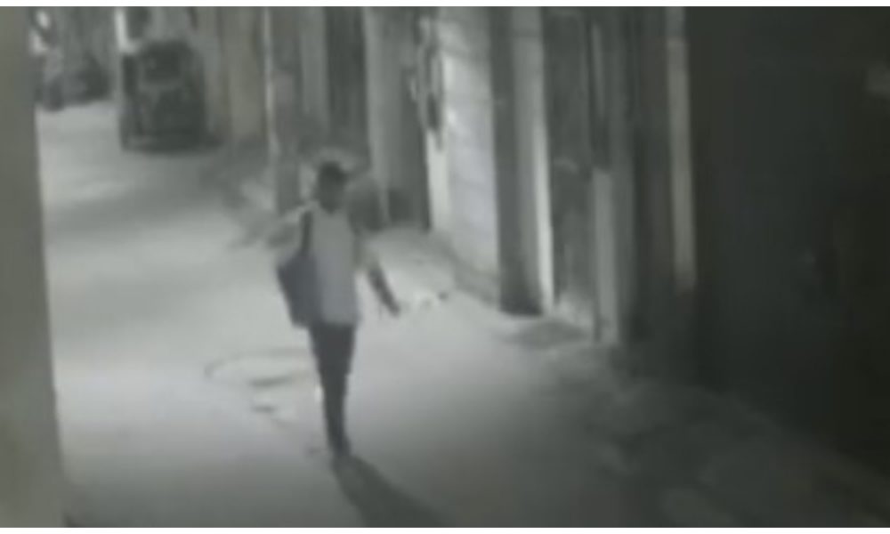 Shraddha murder case: Watch CCTV footage of Aftab Poonawala walking with bag at dawn 