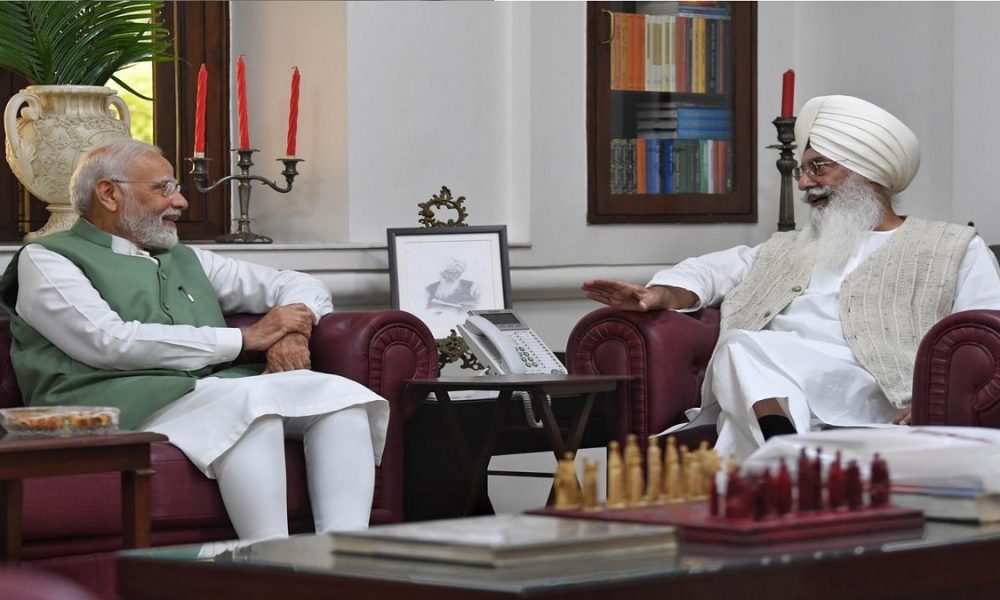 PM Modi visits Radha Soami Satsang in Punjab, meets with dera chief [WATCH]