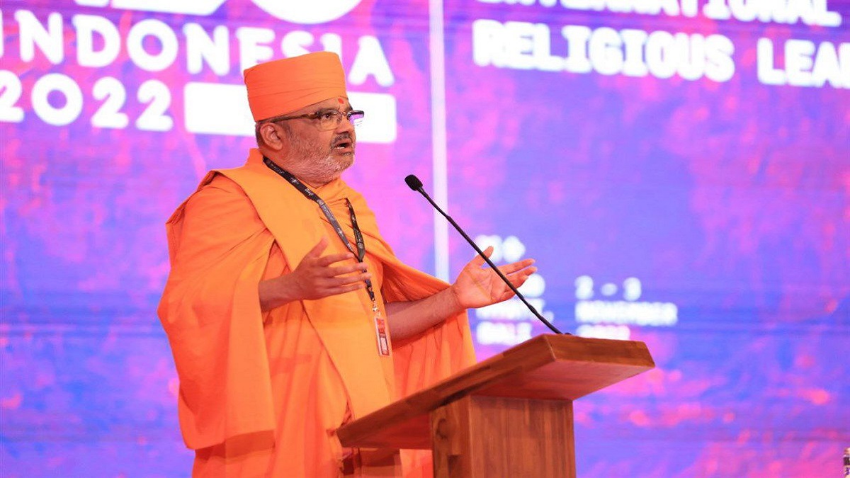 Mahamahopadhyay Bhadreshdas Swami from BAPS addresses over 400 delegates at G20 religious forum