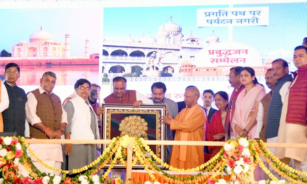 CM Yogi launches 88 development projects worth Rs 488 crore in Agra, addresses ‘Prabbhudhjan Sammelan’