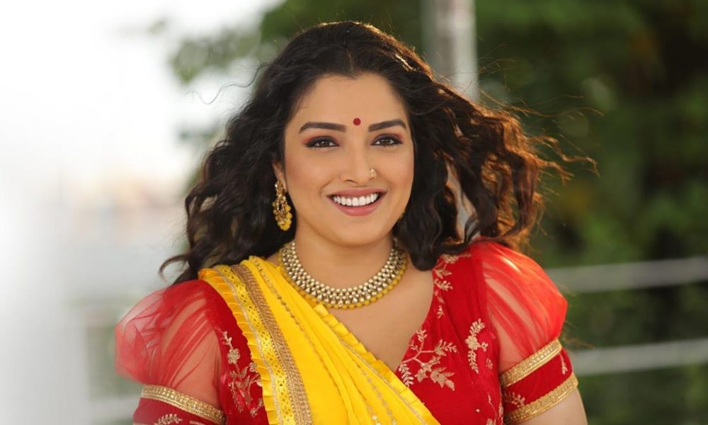 Bhojpuri actress Amrapali Dubey shares romantic post ahead of her film release