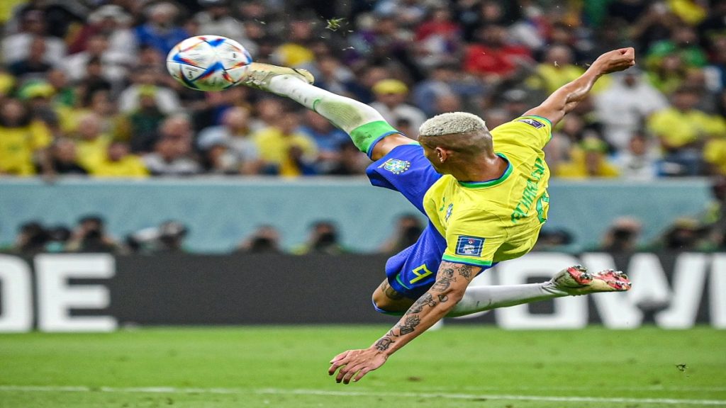 Fifa World Cup 2022 Brazil S Richarlison Scores Off Stunning Bicycle Kick Against Serbia Fans