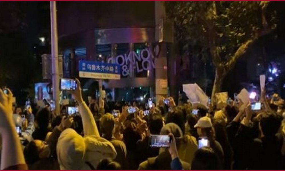 Protesters chant ‘Step down CCP’ in Shanghai against China’s zero-Covid policy