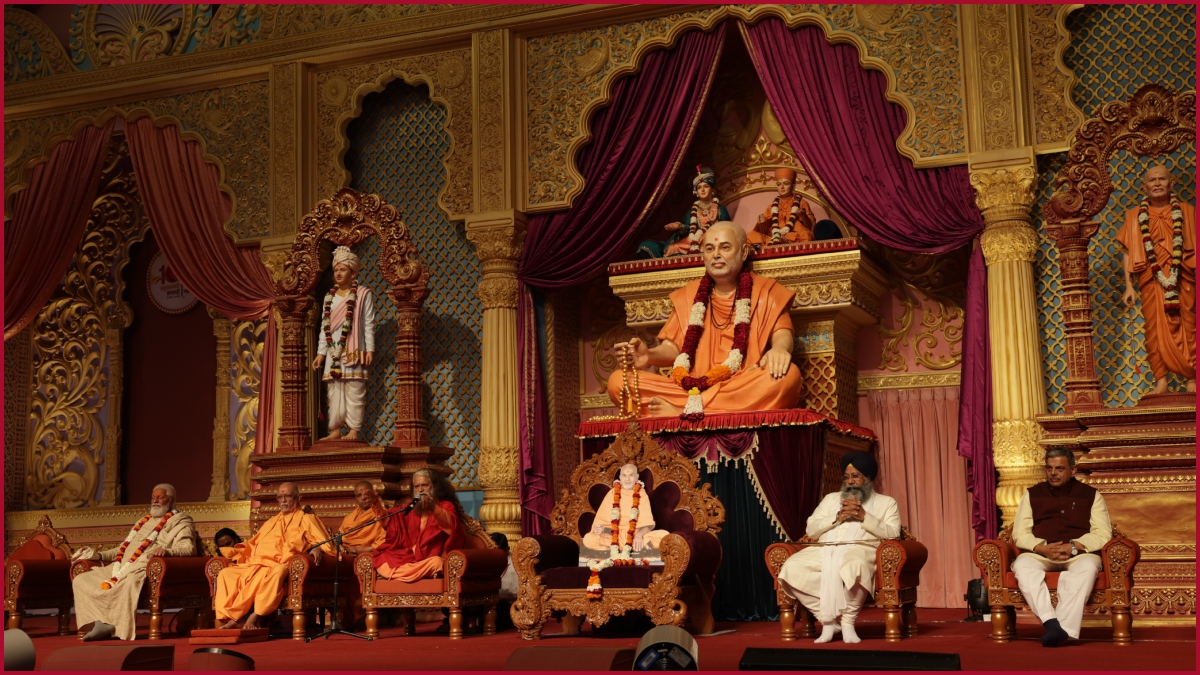 ‘National Sant Sammelan’ of Over 250 Mahants and Acharyas at Pramukh Swami Maharaj Nagar in Ahmedabad