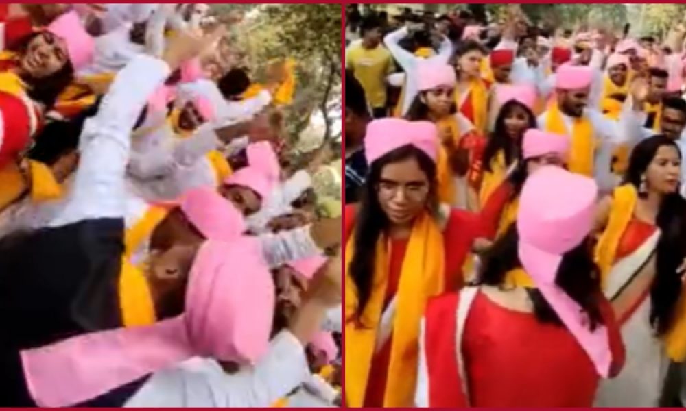 Video: Banaras Hindu University (BHU) students groove to Bhojpuri songs at 102nd convocation