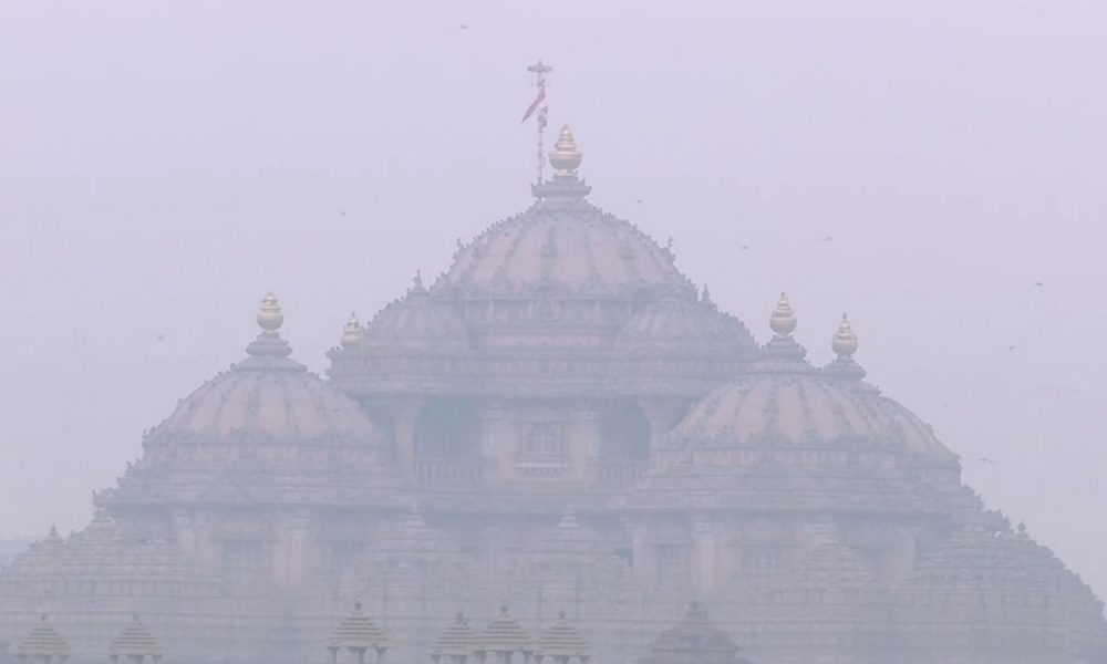 Delhi’s air quality remains ‘very poor’ for fifth day straight; AQI at 323