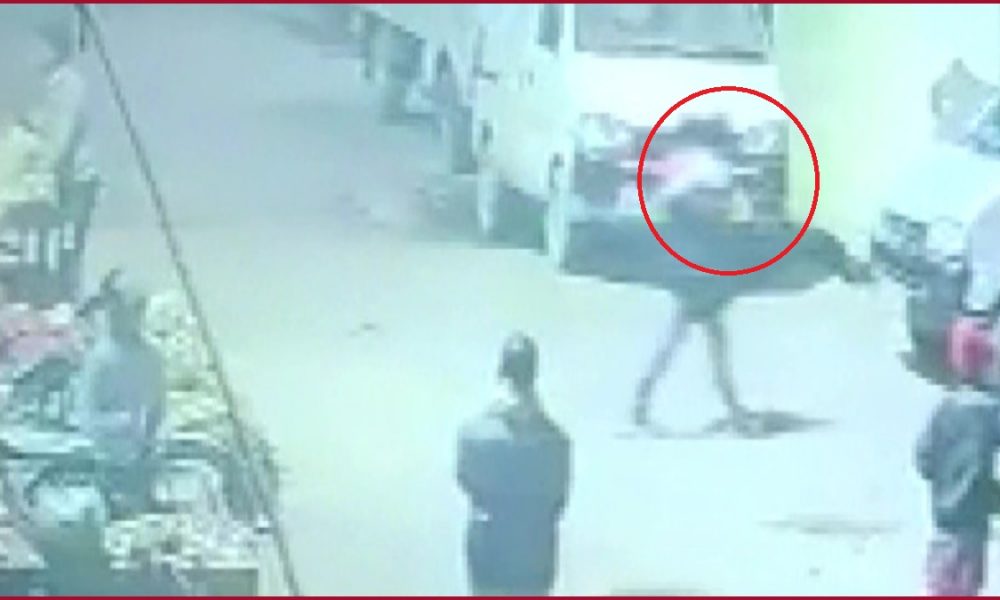 Delhi Crime: 5-year-old girl abducted and raped in Bhalswa Dairy area, DCW seeks report from Police (CCTV Footage)