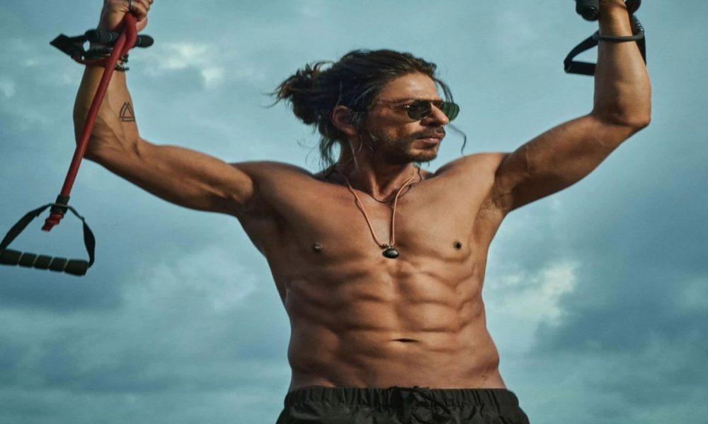 Pathaan Row: 5 celebrities Shah Rukh Khan complimented in his #AskSRK session