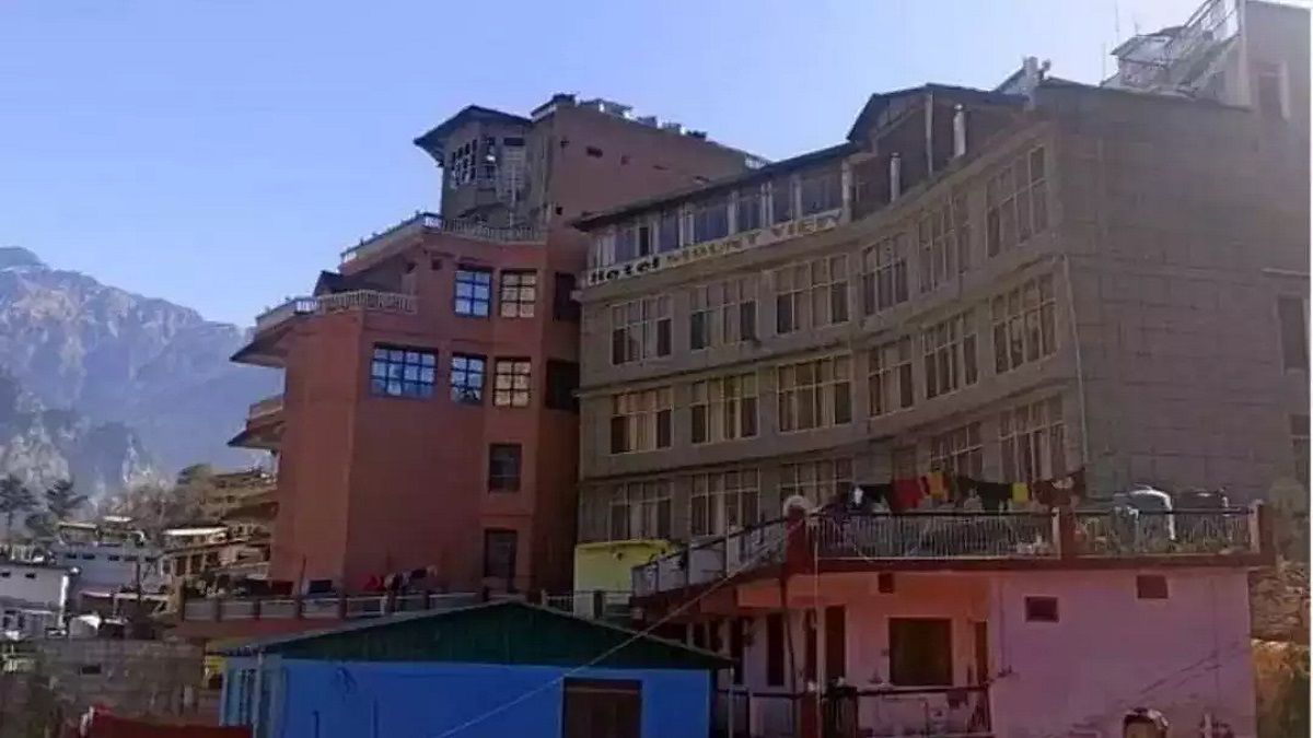 Joshimath - hotel demolition