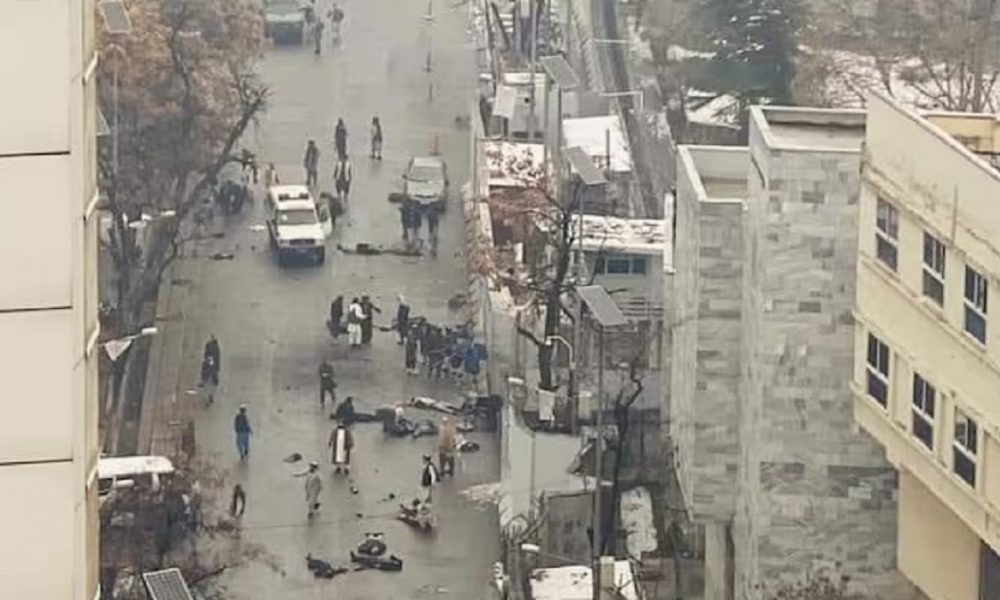 Explosion near Afghanistan foreign ministry in Kabul, many feared dead