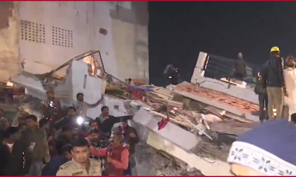 UP: 14 people rescued so far in Lucknow building collapse