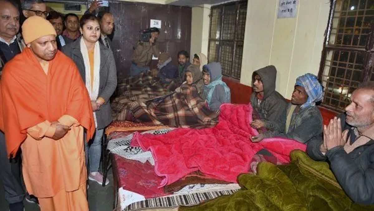 Yogi govt sets up 1220 night shelters, distributes blankets to 2.86 lakh needy persons
