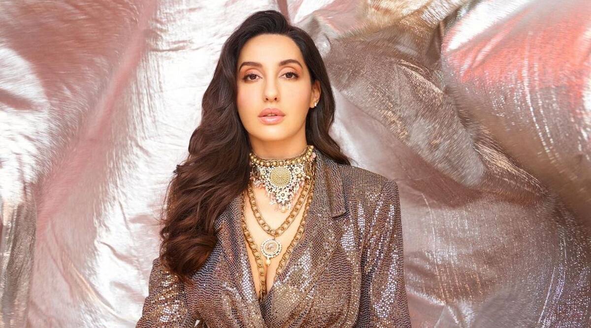 IIFA 2023: Nora Fatehi pays tribute to Helen, performs on “Piya Tu Ab To Aaja” (VIDEO)