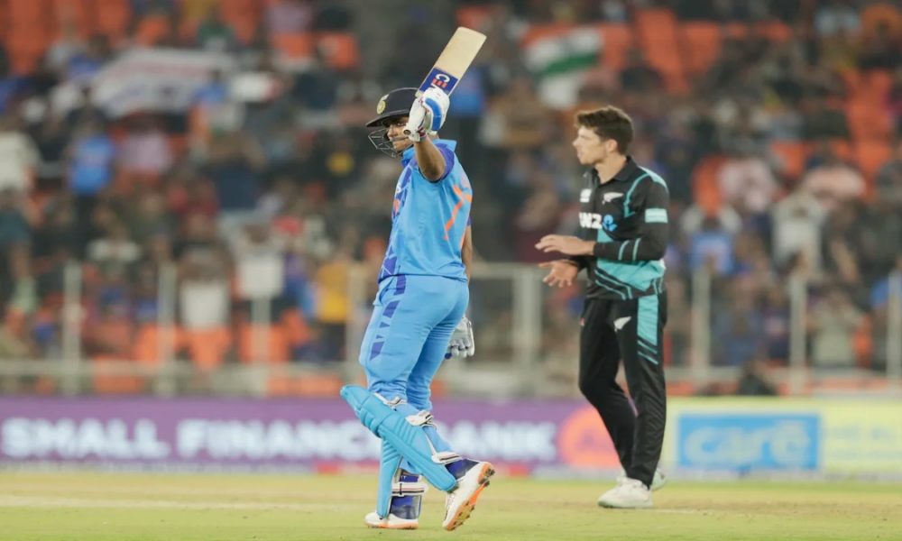 IND vs NZ 3rd T20I: Shubman Gill’s first T20I ton takes India to 234/4 in series decider